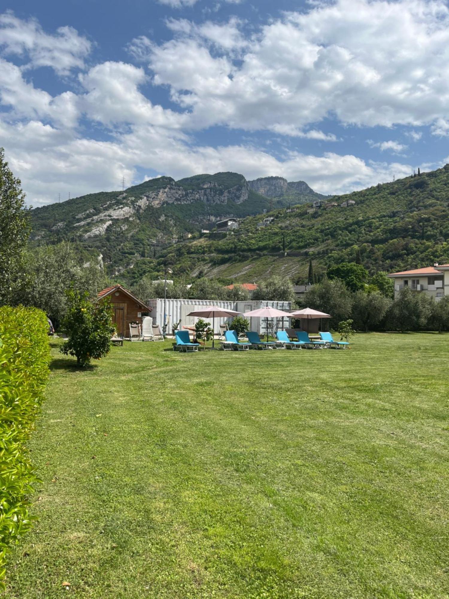 Glocal Torbole Hotel Torbole Sul Garda Kültér fotó